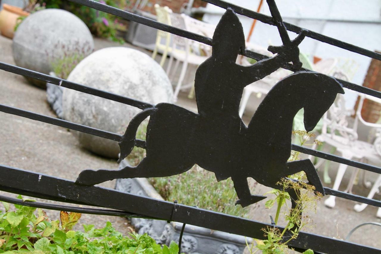 Chequers Inn Μπατλ Εξωτερικό φωτογραφία
